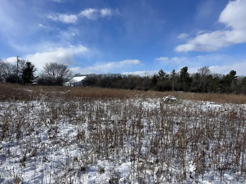 Land -Single Family Acreage in Knox