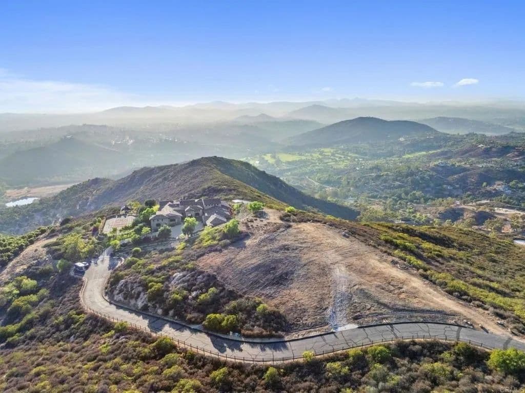 Lots & Land-Other in Poway - Poway, California, 92064