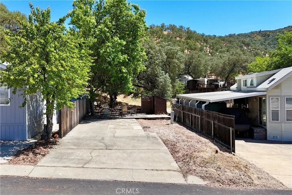 0.04 Acres of Land for Sale in Paso Robles, CA - Paso Robles, California, 93446