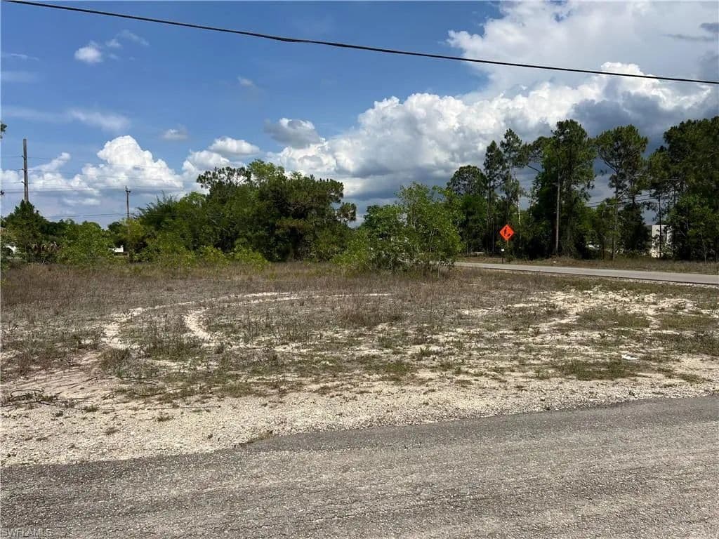 Vacant Land in Lehigh Acres - Lehigh Acres, Florida, 33974