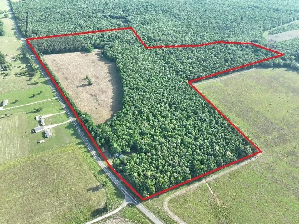 Outdoorsman's Ranch  - Clarksville, Texas, 75426