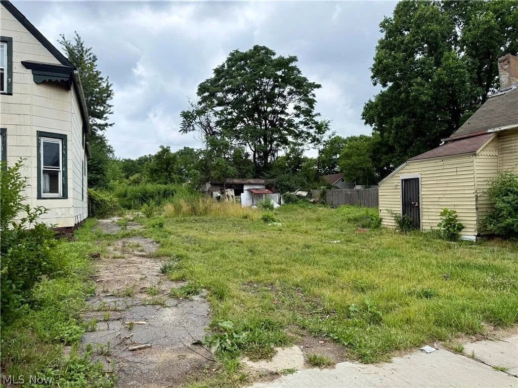 0.08 Acres of Land for Sale in Cleveland, OH - Cleveland, Ohio, 44127