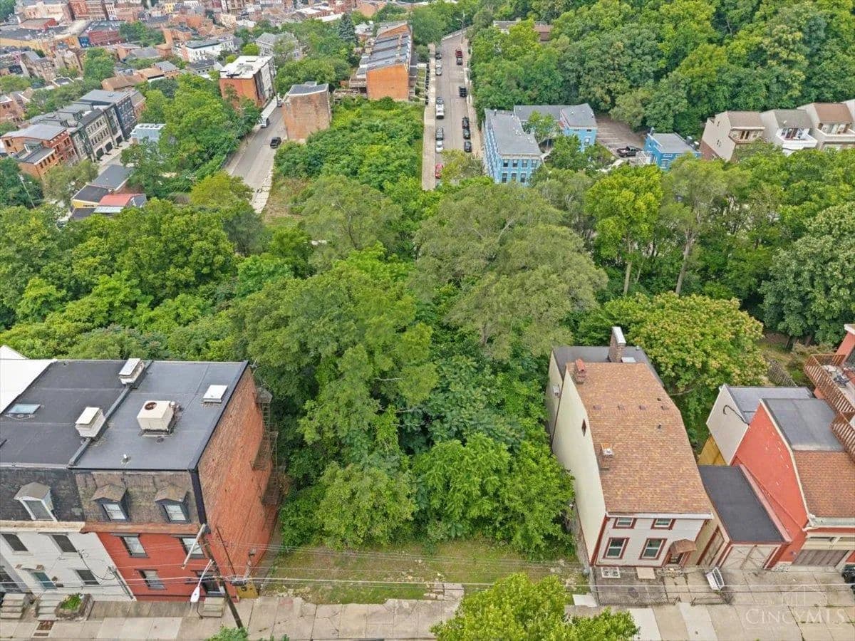 0.17 Acres of Land for Sale in Cincinnati, Ohio - land for sale