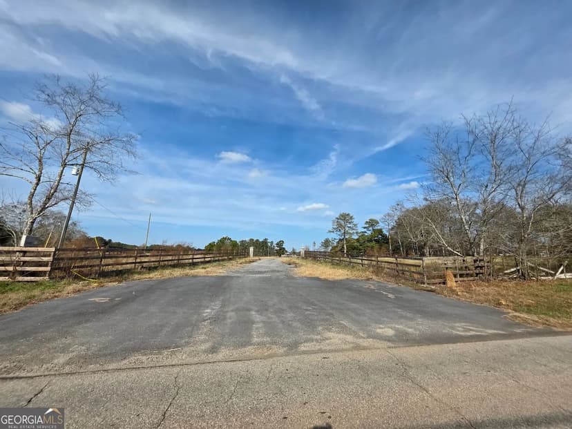 Property from 4935 old hwy 138 - KW