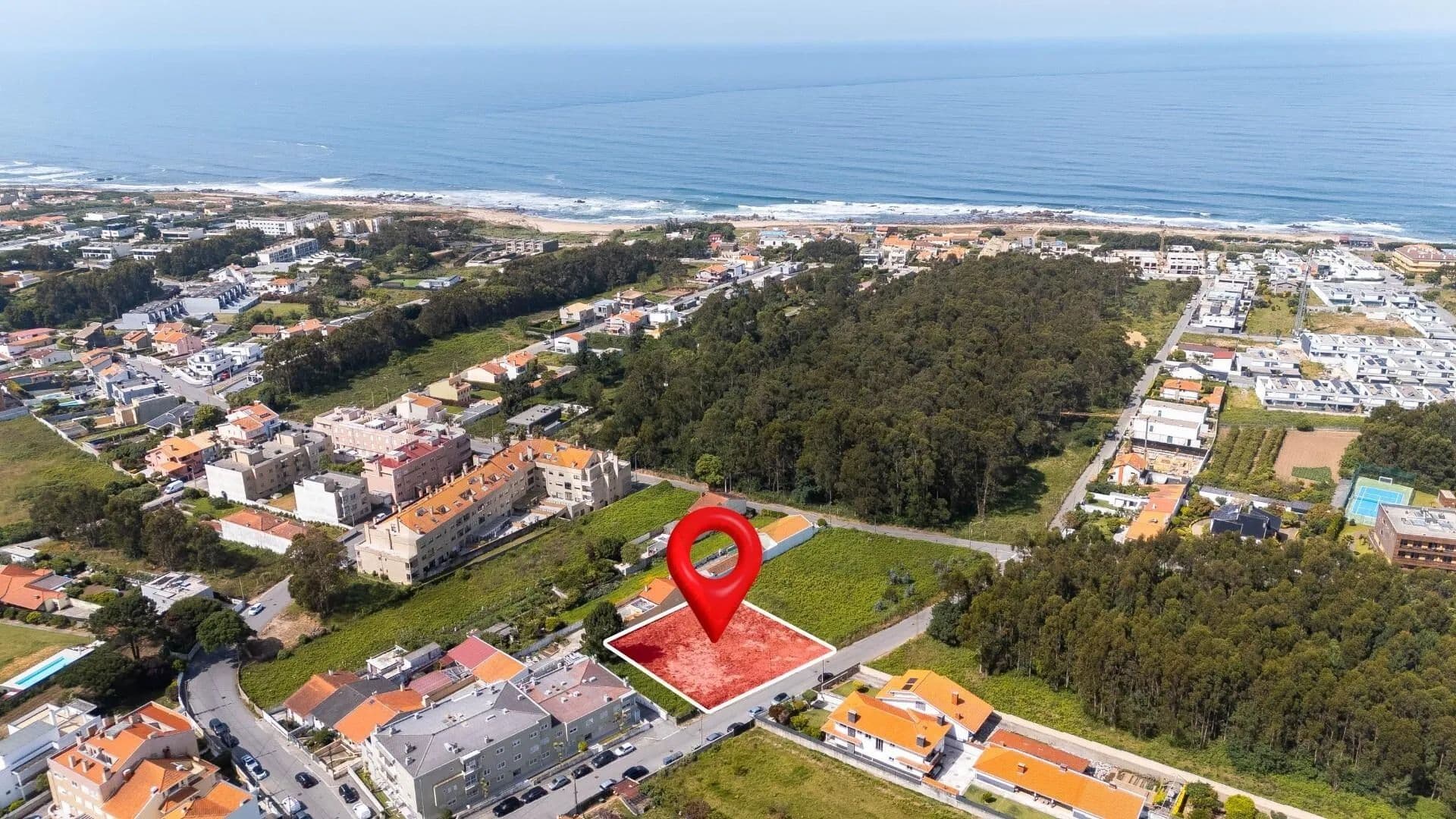 1302 Acres of Land for Sale in Madalena, Vila Nova de Gaia - land for sale