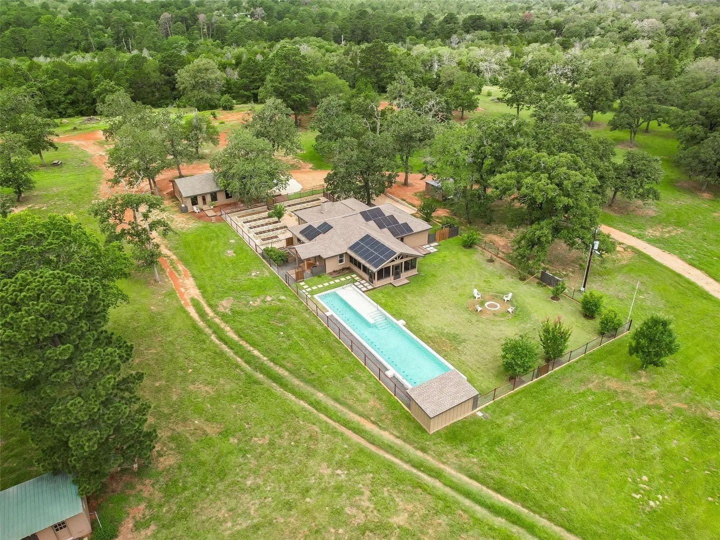 21.04 Acres of Land for Sale in Smithville, Texas - Smithville, Texas, 78957