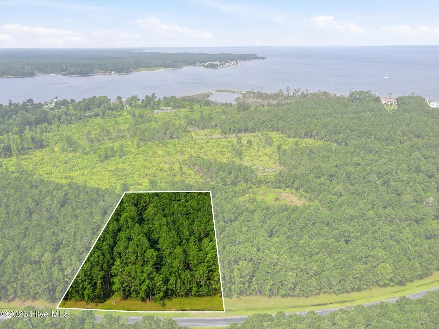 2.52 Acres of Land for Sale in Beaufort, NC - Beaufort, North Carolina, 28516