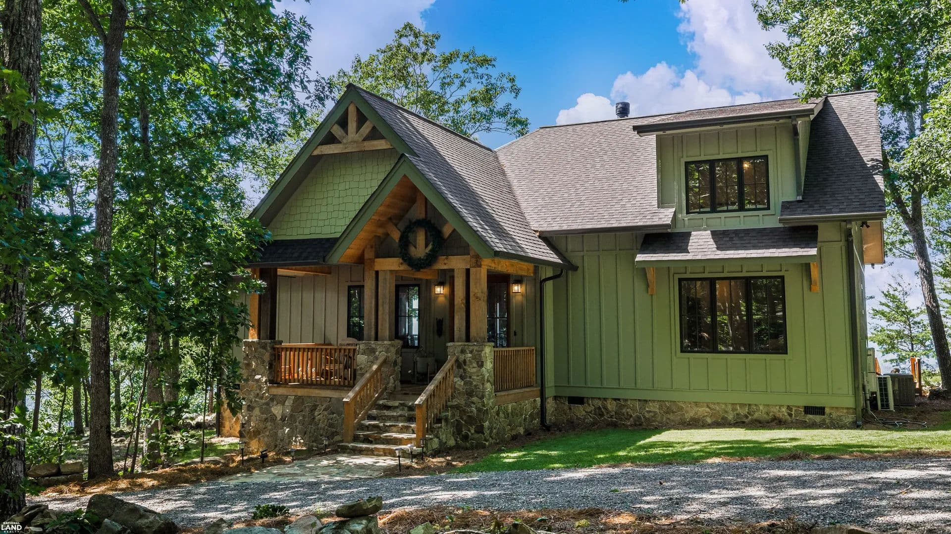 Mentone Luxury Home with Spectacular Brow View - Mentone, Alabama, 35984