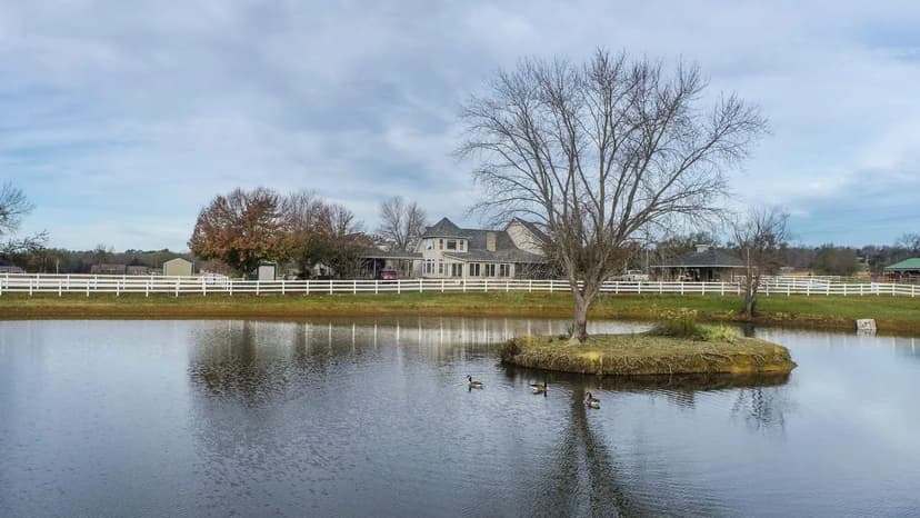 Equestrian Ranch Home 60