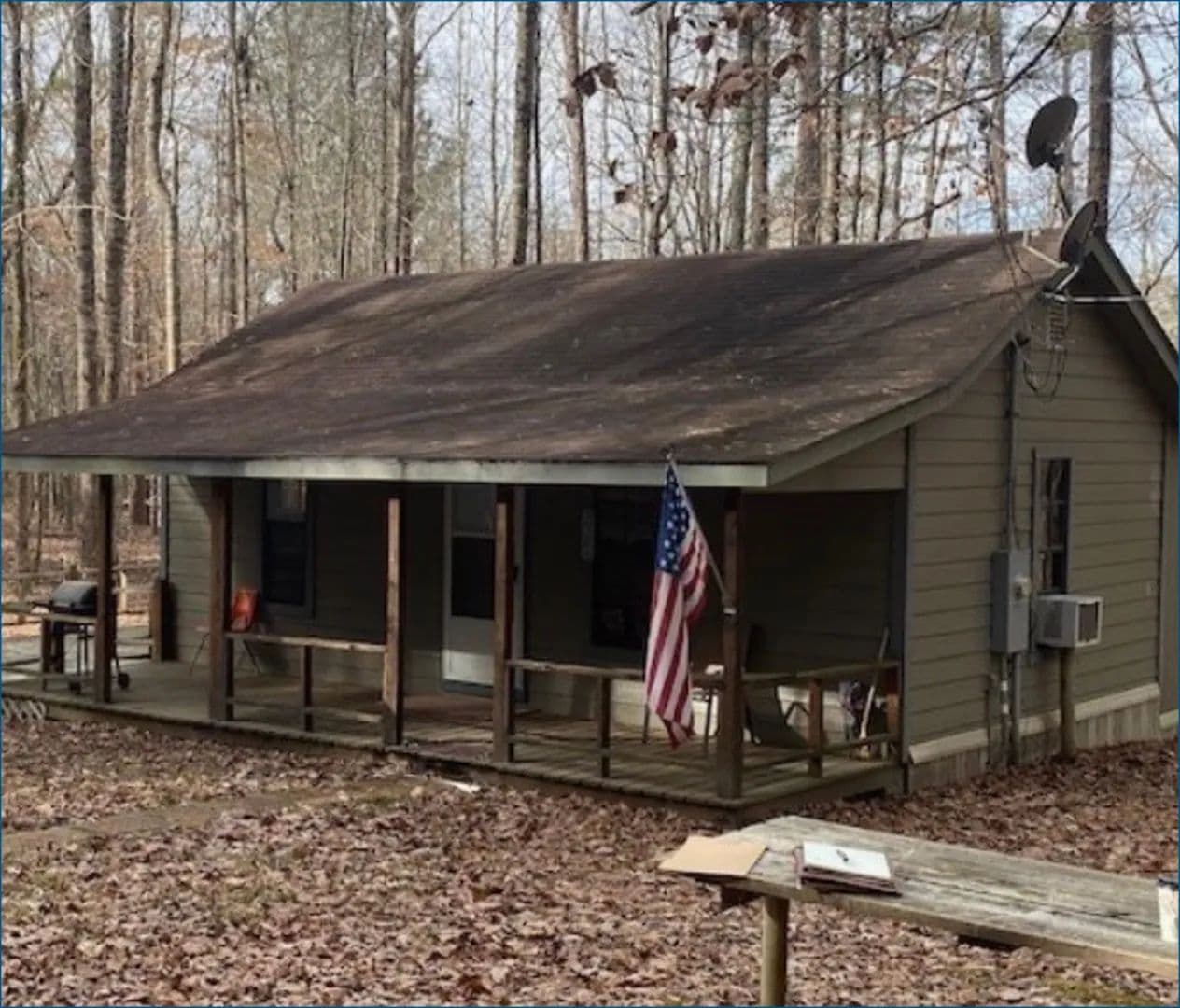 3 Acres with Four Cabins in Choctaw County in Ackerman, MS - Ackerman, Mississippi, 39735