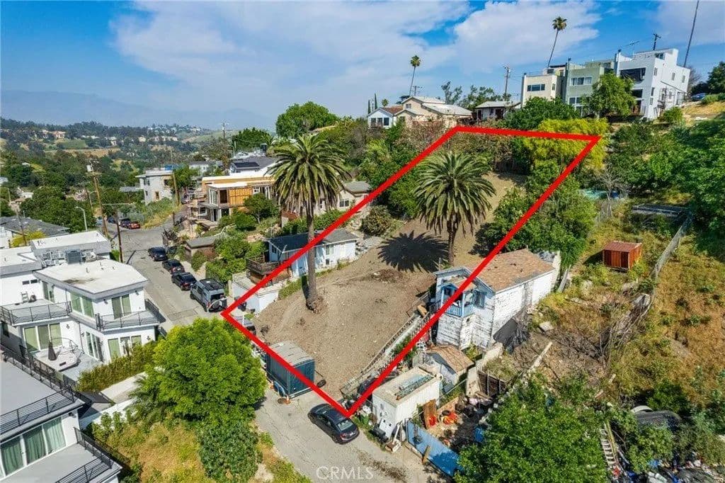Lots & Land-Other in Los Angeles - Los Angeles, California, 90032