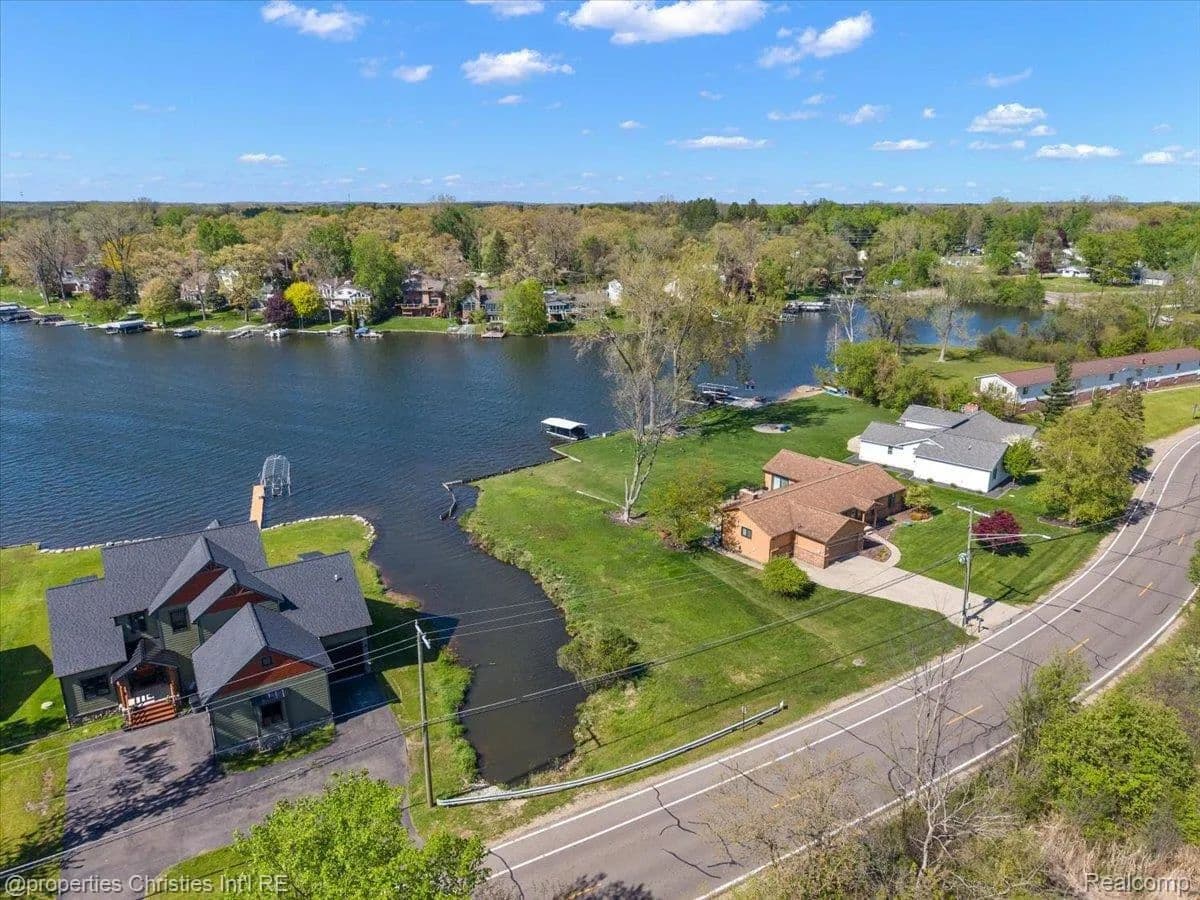 Property from 188 Wolverine Drive - KW - , Michigan, 48390