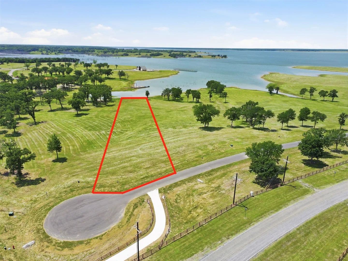 Lots & Land-Other in Windom - Windom, Texas, 75492