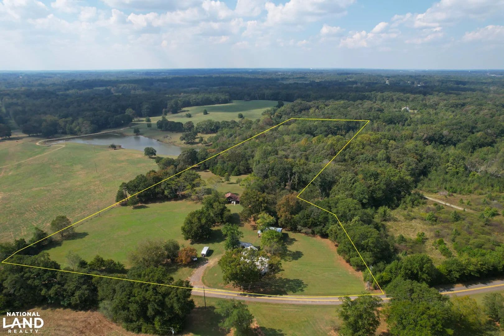 Liberty Hill Road Farmhouse and Acreage - Hartwell, Georgia, 30643