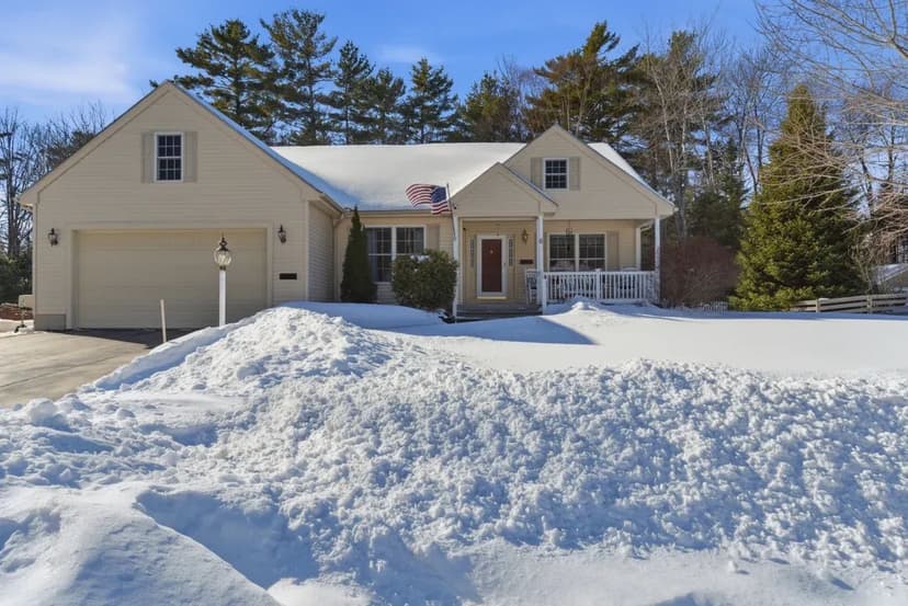 Brunswick, 6 Mountain Ash Avenue