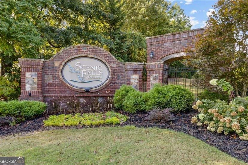 Property from 330 Water Oak Trail - KW