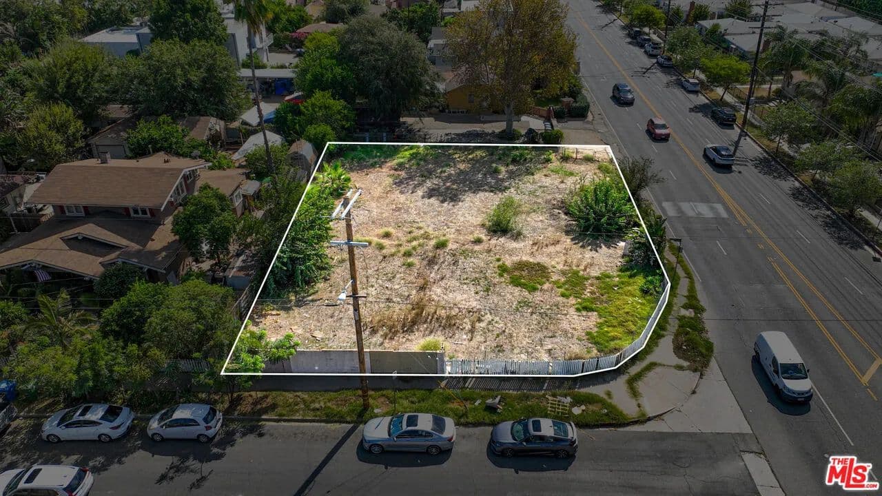 0.13 Acres of Land for Sale in Van Nuys, CA - Van Nuys, California