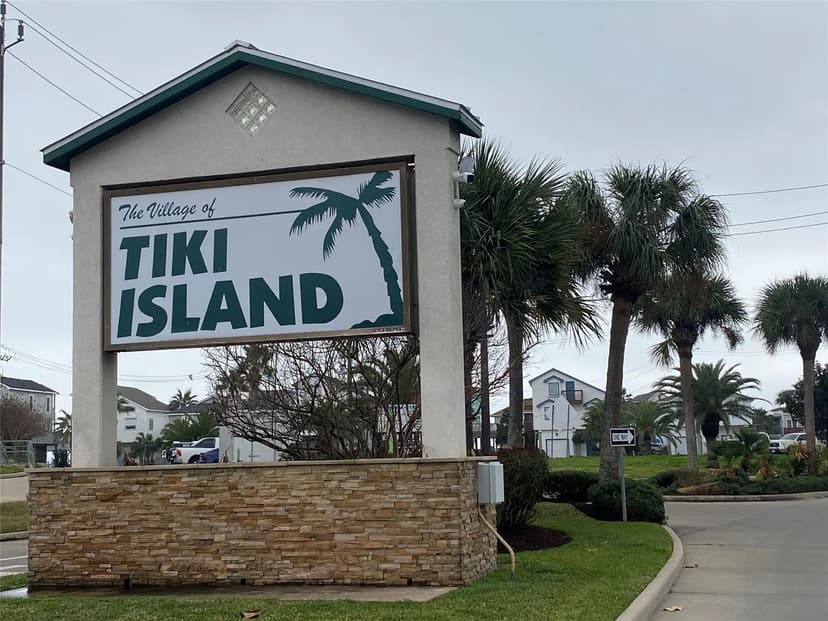 Vacant Land in Tiki Island