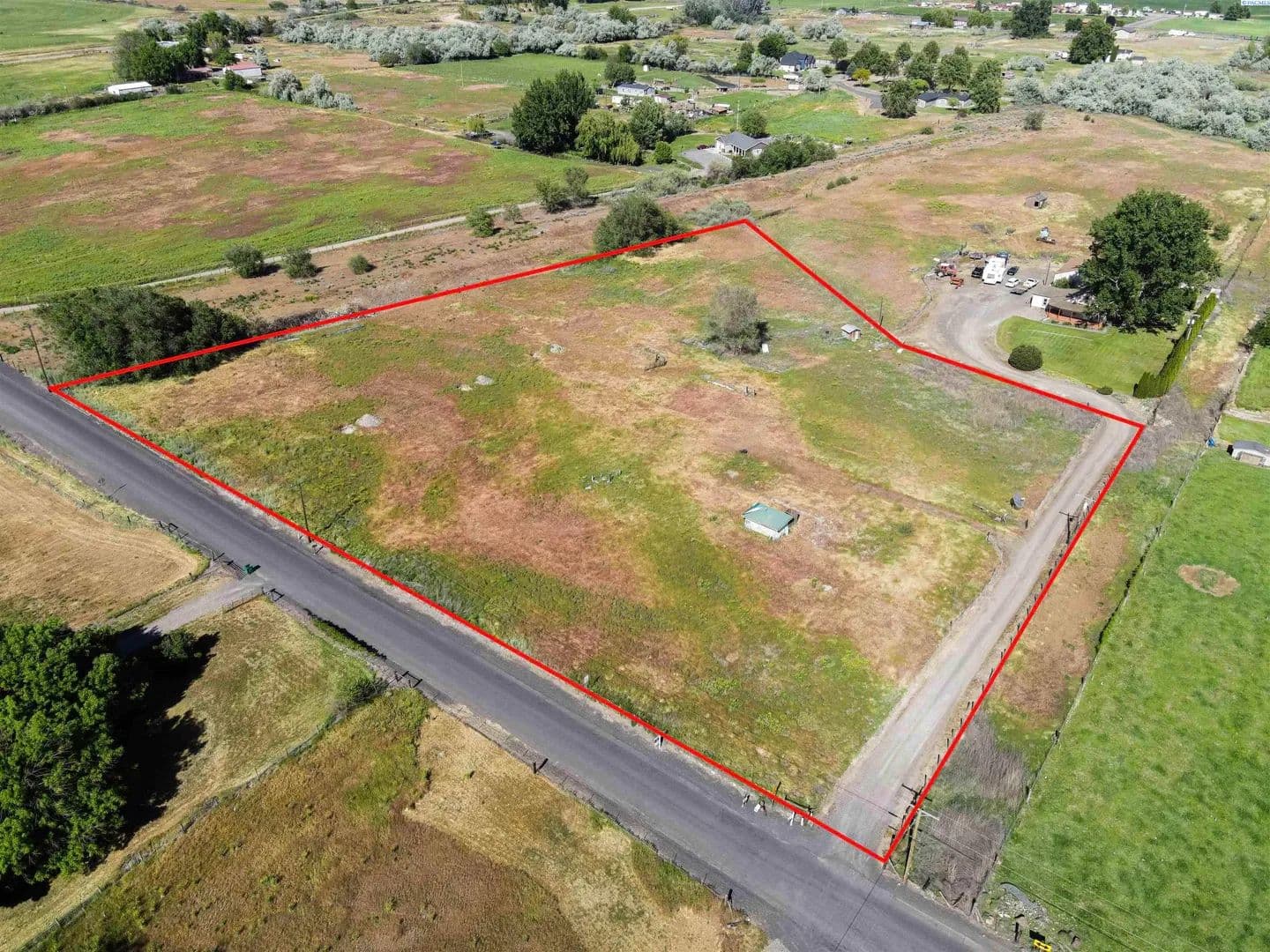 Land -Single Family Acreage in Prosser - Prosser, Washington, 99350