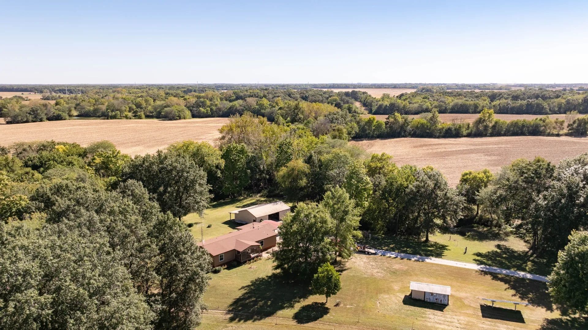 1406 Niemanville Trail, Walshville, IL - Walshville, Illinois, 62091
