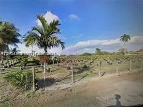 2.31 Acres of Land for Sale in Miami, Florida - Miami, Florida, 33187