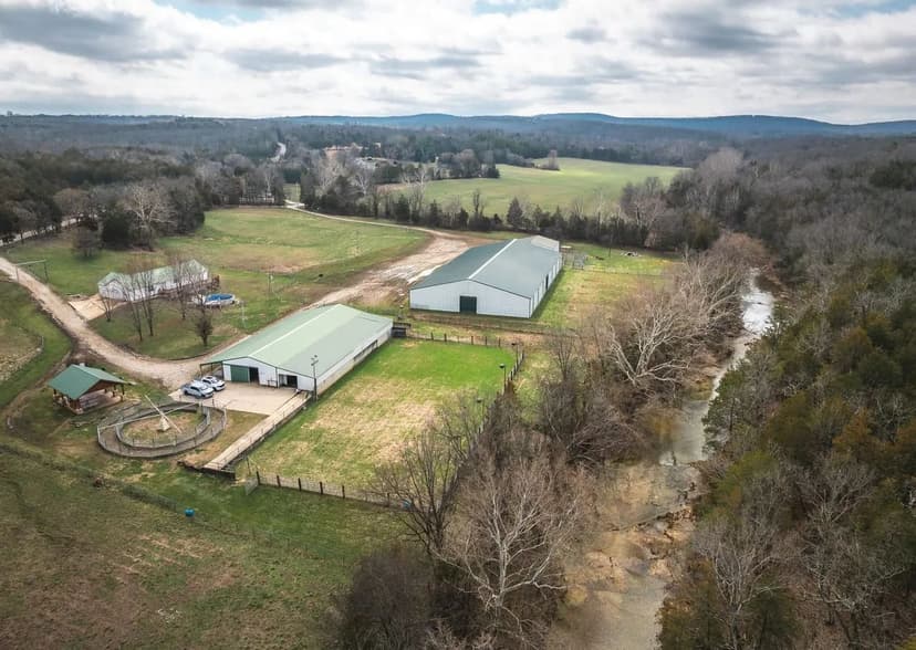 Cabanne Course Creek Equestrian & Event Center