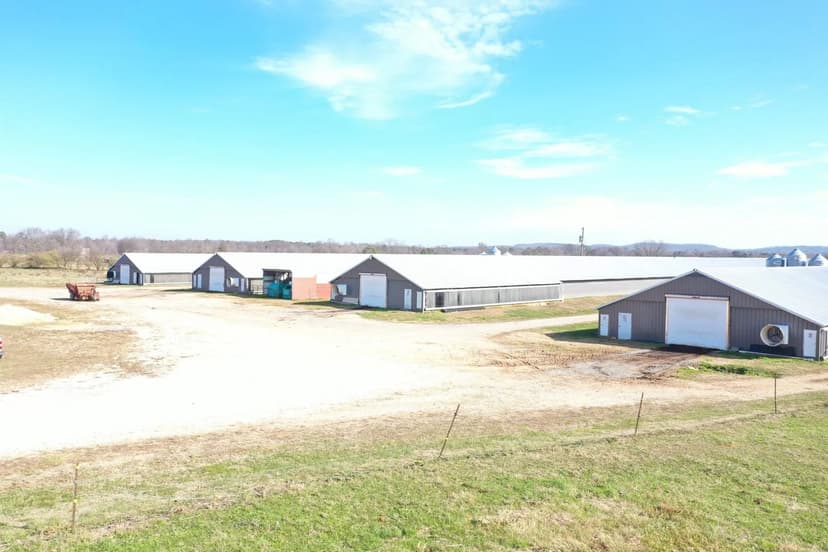 J&S Broiler Farm – Four House Farm in Dekalb County, Alabama