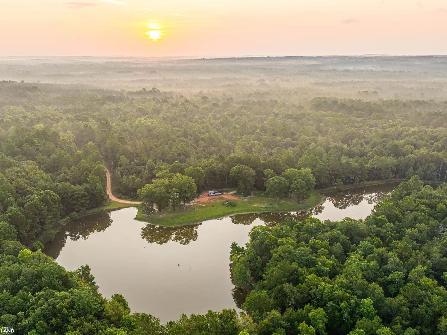 Waterfront Carriere Lake Creek Hunting Timber Retreat - Carriere, Mississippi, 39426