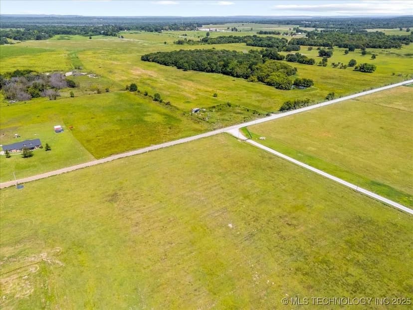 Property from 7 N Lone Oak - KW