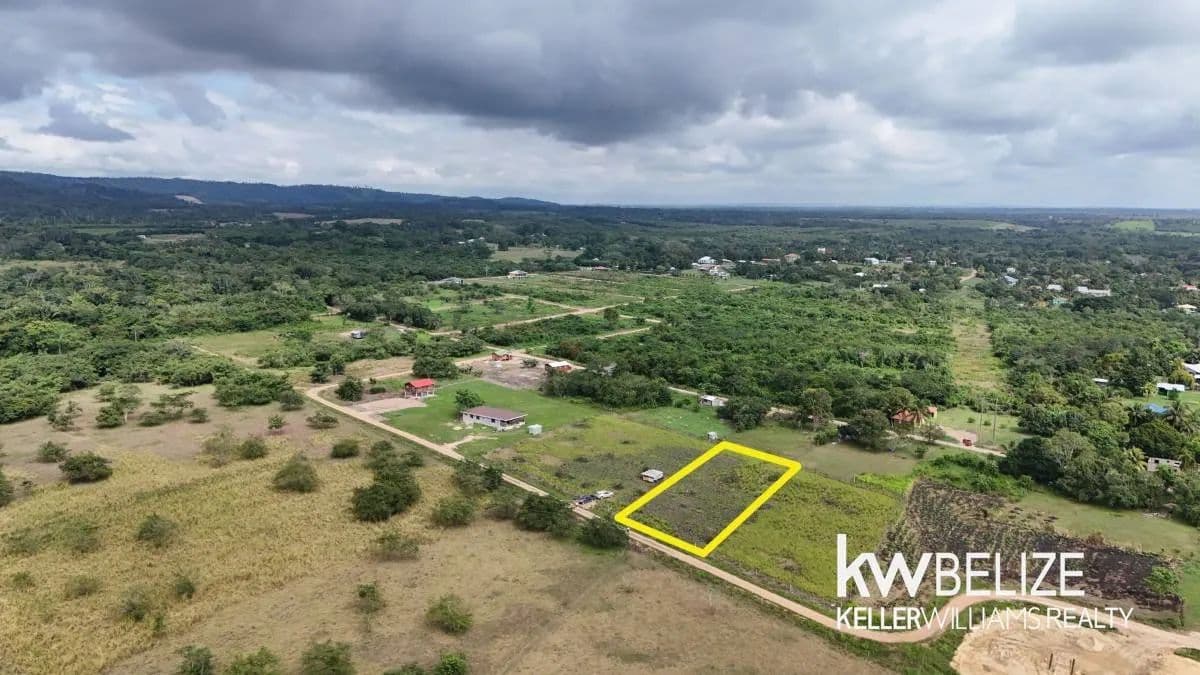 Santa Familia Village Belize Parcel - land for sale
