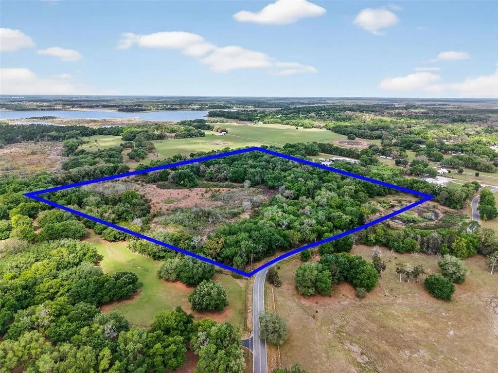 Vacant Land in Umatilla - Umatilla, Florida, 32784
