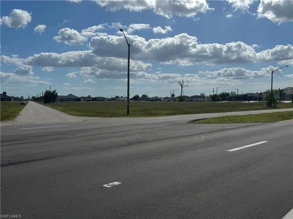 Vacant Land in Cape Coral - land for sale