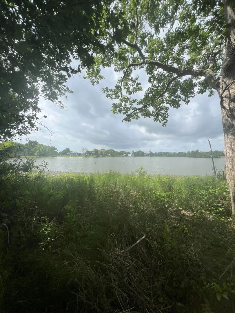 0.72 Acres of Land for Sale in Palacios, Texas - Palacios, Texas, 77465