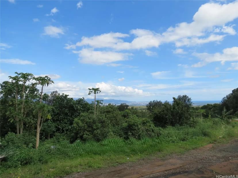 Land -Agricultural (Not Zoned) in Waipahu