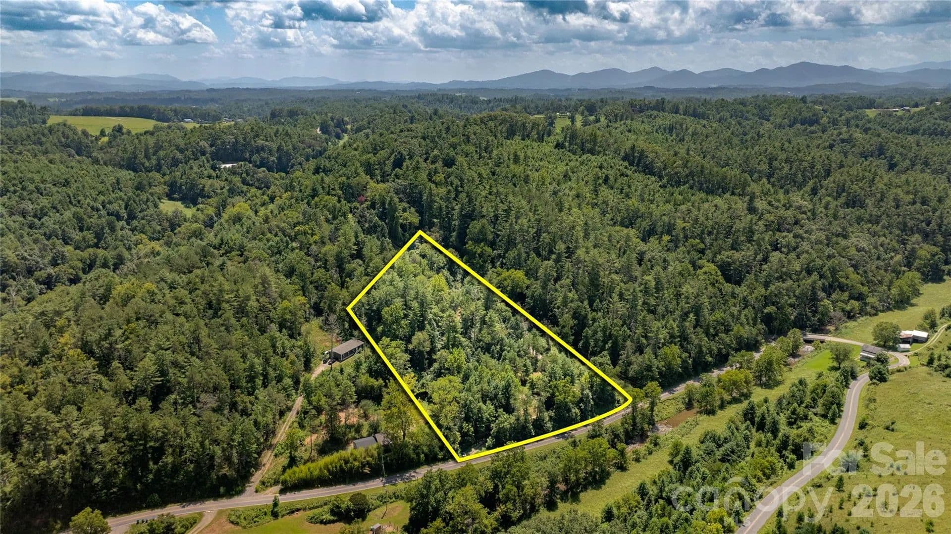 4.5 Acres of Land for Sale in Marshall, NC - Marshall, North Carolina, 28753