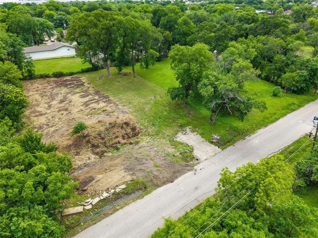Vacant Land in Dallas - Dallas, Texas, 75212