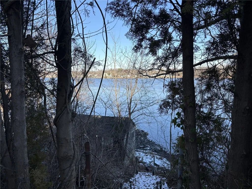 Vacant Land in Barrington - Barrington, Rhode Island, 02806