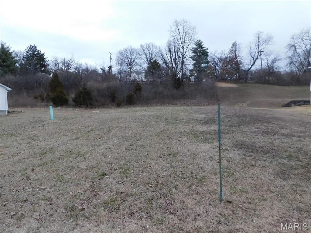 Vacant Land in Florissant - Florissant, Missouri, 63033
