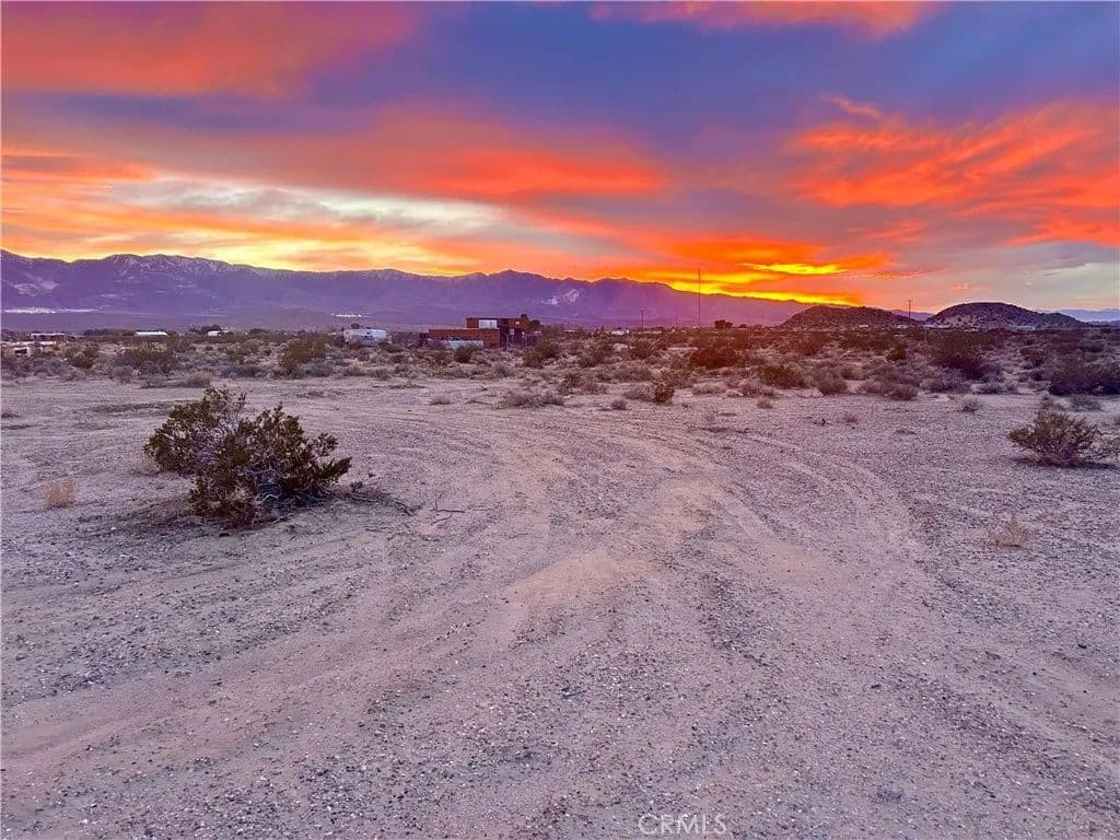 Vacant Land in Lucerne Valley - Lucerne Valley, California, 92356