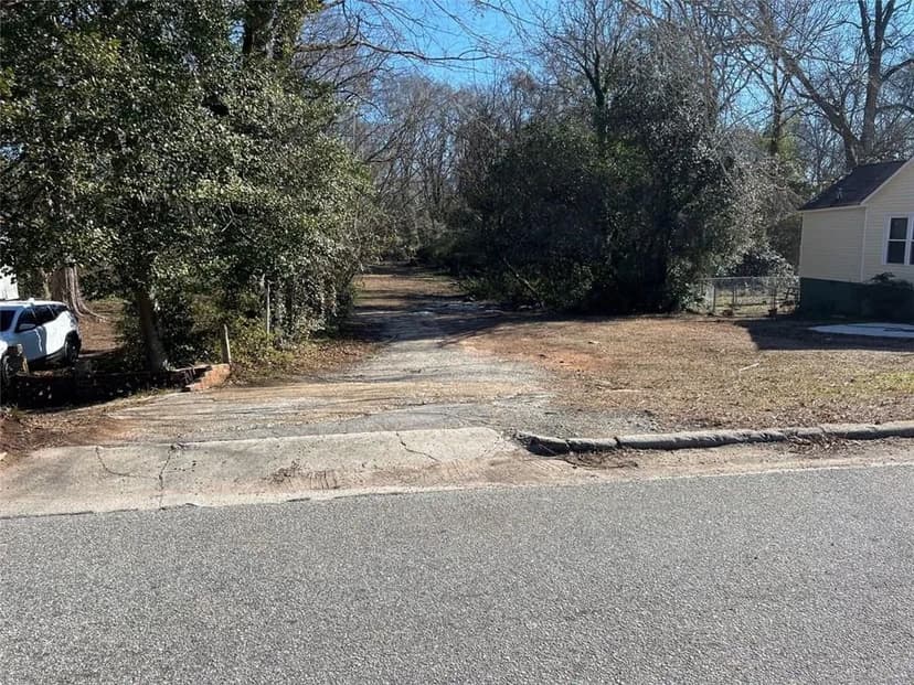Vacant Land in Newnan