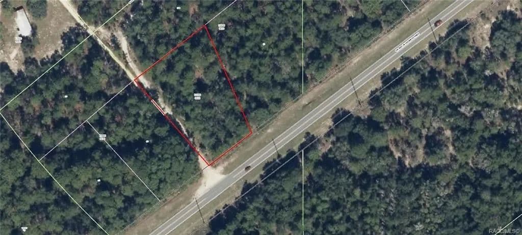 Lots & Land-Other in Dunnellon - Dunnellon, Florida, 34434