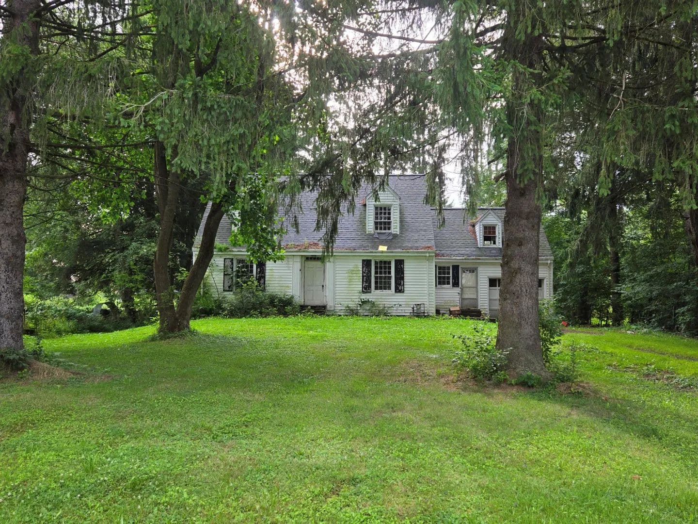 House with Garage in West Clarksville NY 2938 State Route 305 - West Clarksville, New York, 14727