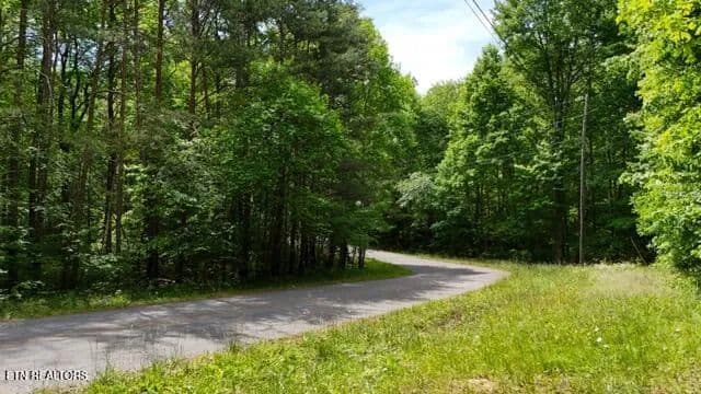 15 Acres of Land for Sale in Soddy-Daisy, TN - Soddy-Daisy, Tennessee, 37379