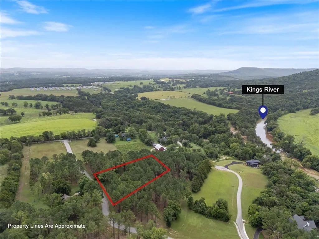 0.9 Acres of Land for Sale in Berryville, AR - Berryville, Arkansas, 72616