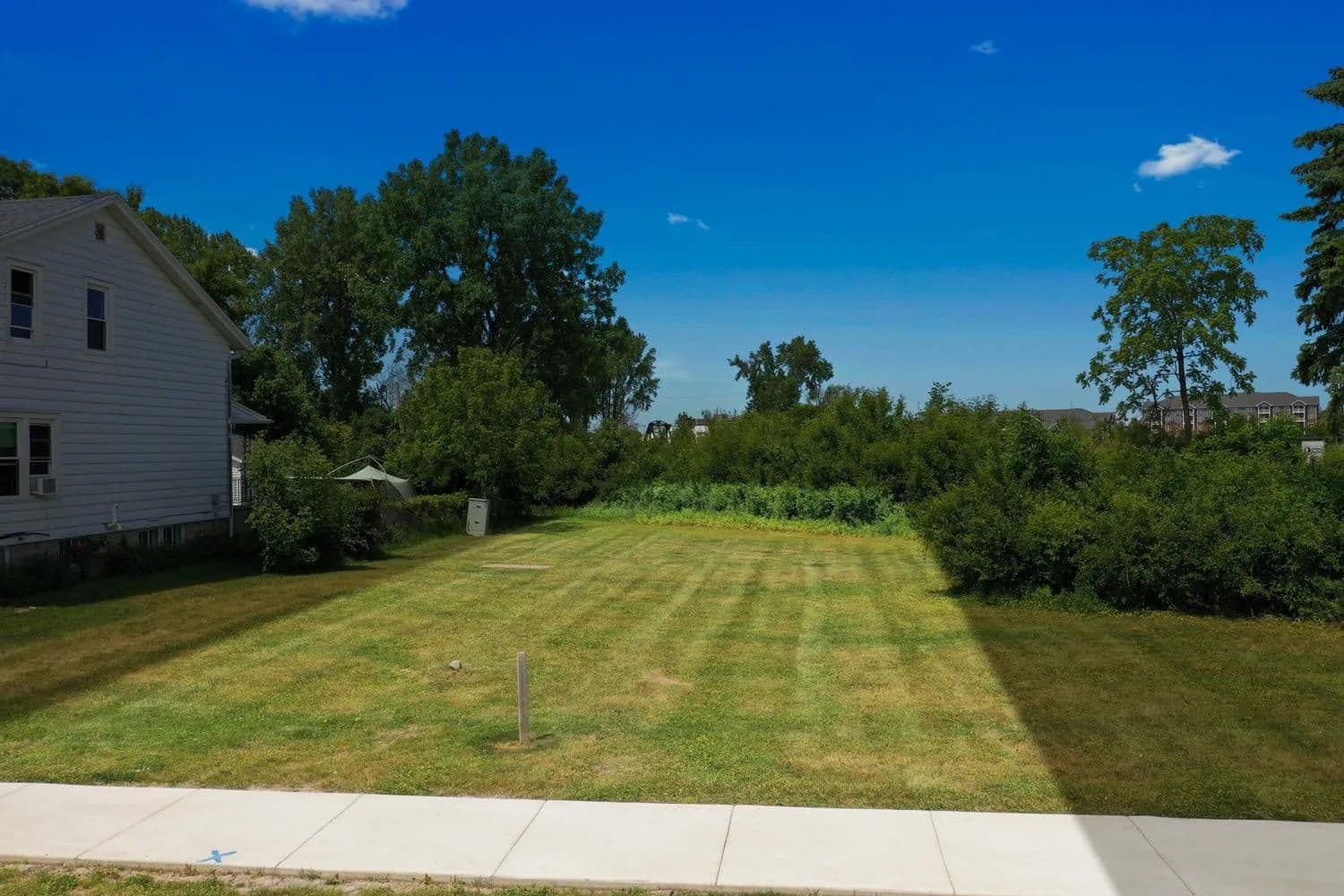 0.11 Acres of Land for Sale in Oshkosh, Wisconsin - Oshkosh, Wisconsin, 54902