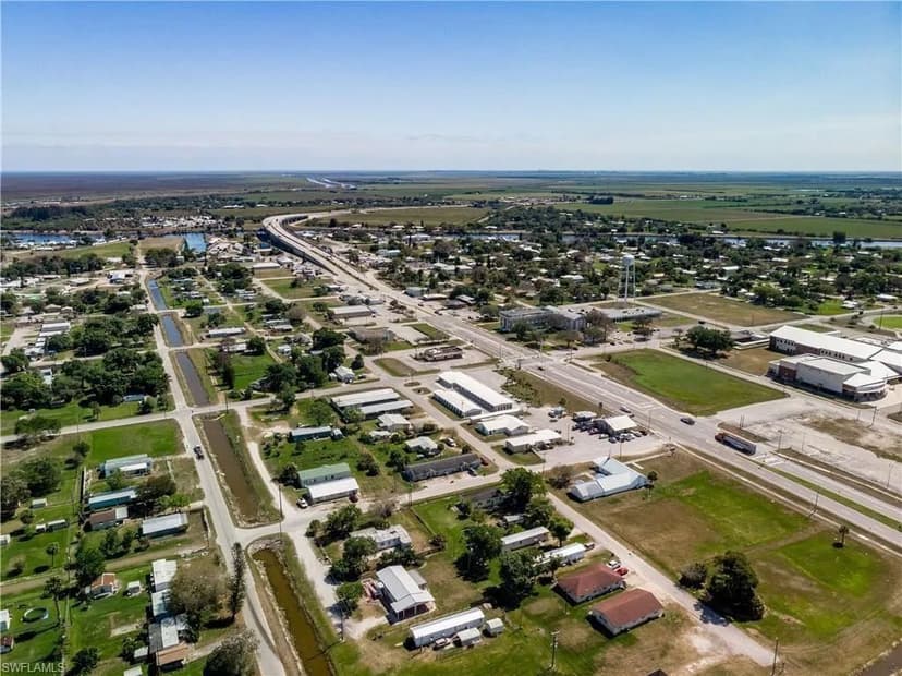 Lots & Land-Other in Moore Haven