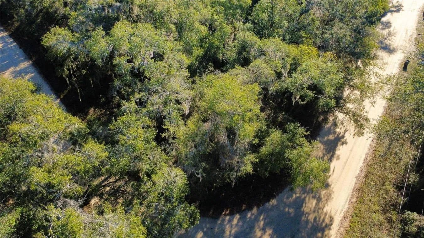110 Leeward Road - Satsuma, Florida, 32189
