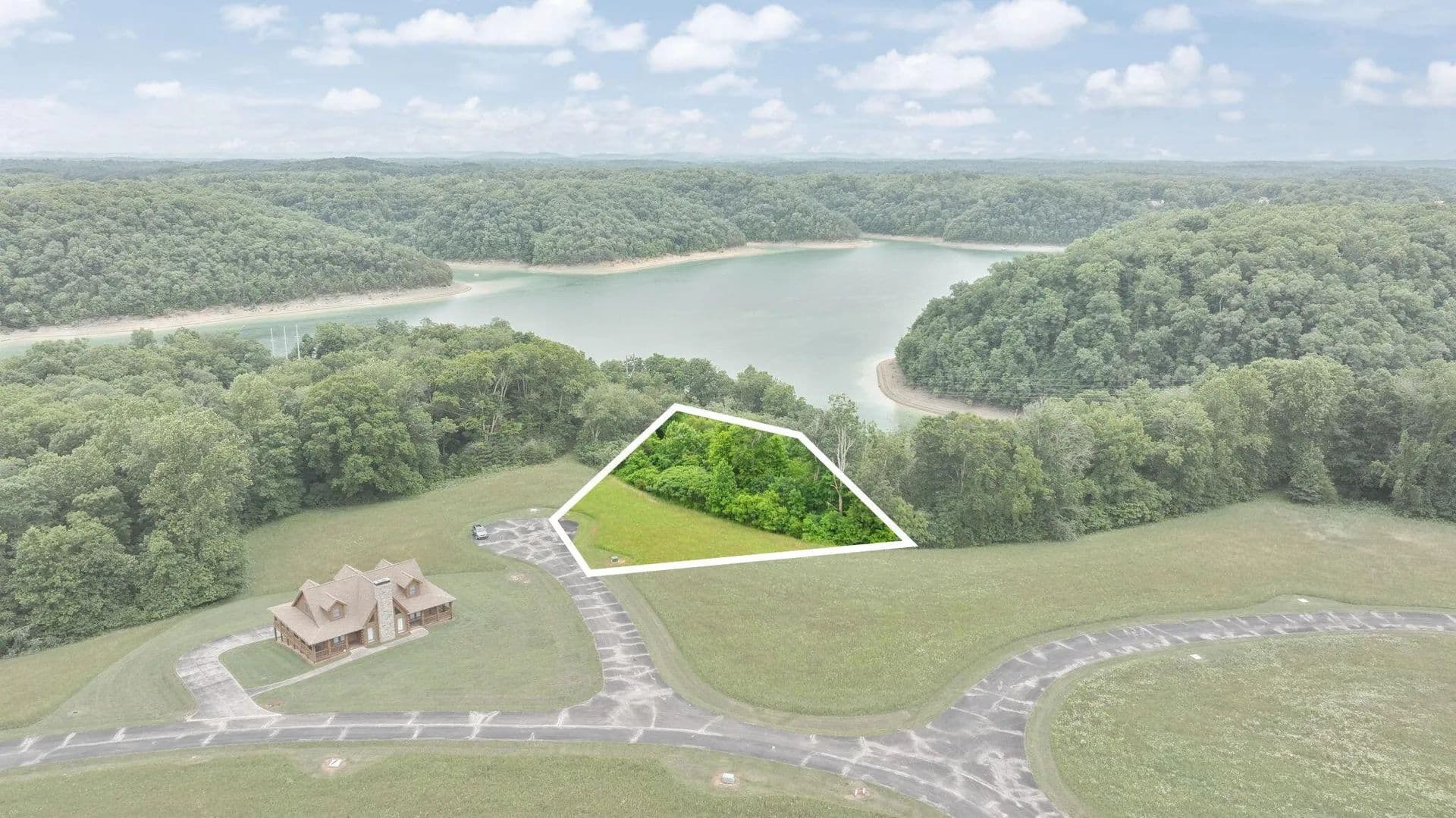 Property from 33 Peninsula - KW - Jamestown, Kentucky, 42629