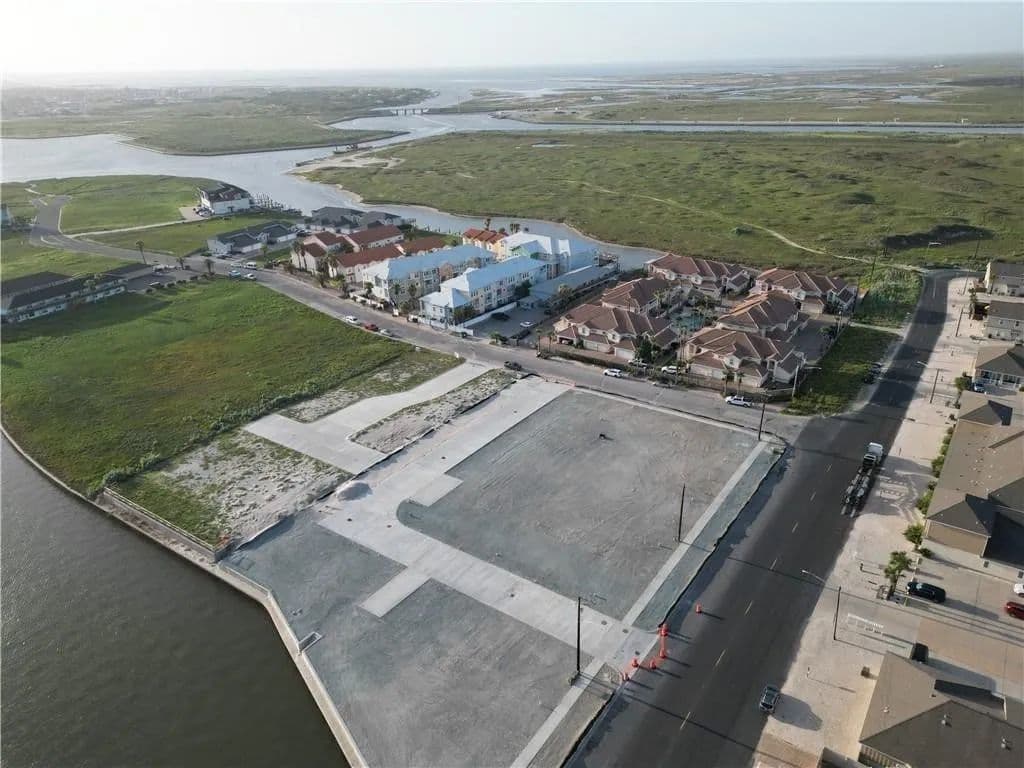0.05 Acres of Land for Sale in Corpus Christi, TX - Corpus Christi, Texas, 78418