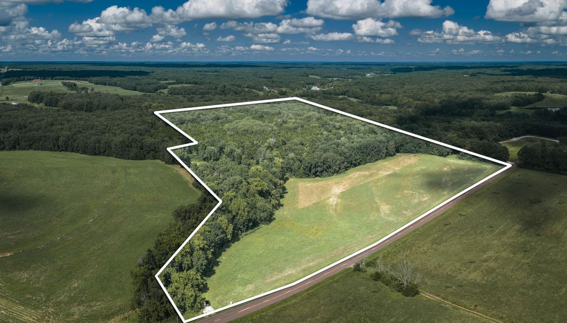 27.94 newly surveyed acres in sought-after Franklin County for Sale- Ready for its new owner! - Owensville, Missouri, 65066